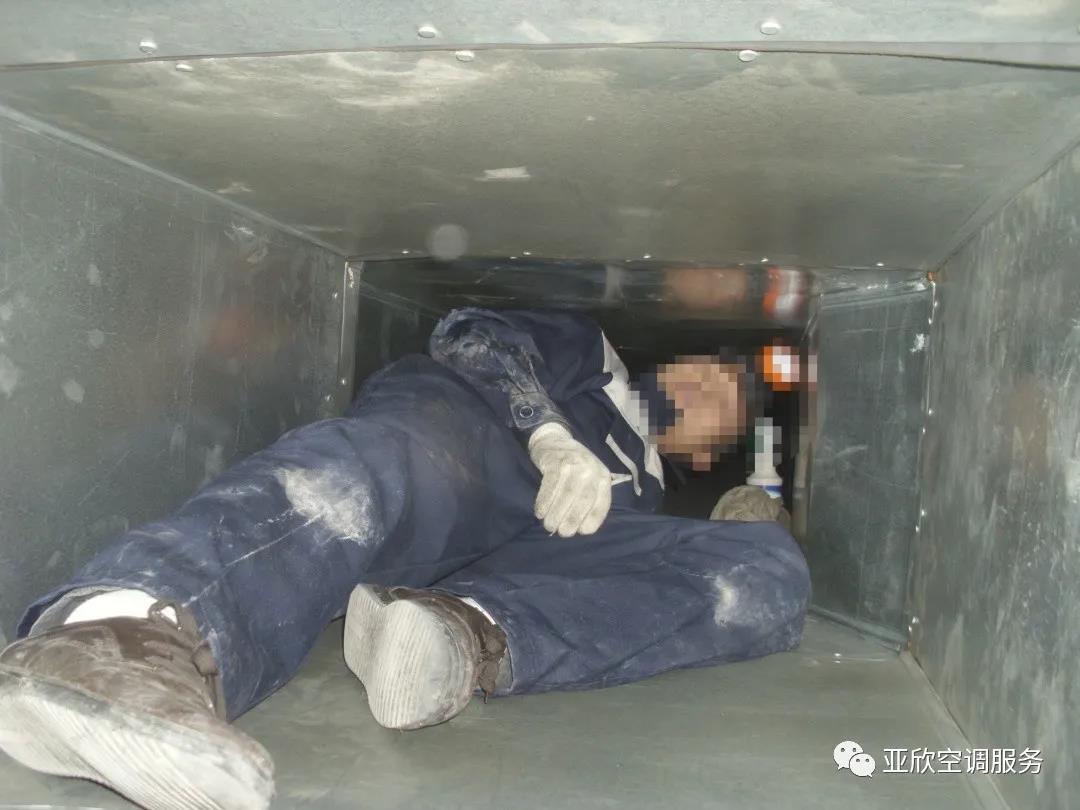   亞欣合作|只花幾百塊，你也可以用上風(fēng)管清洗機(jī)器人(圖2)